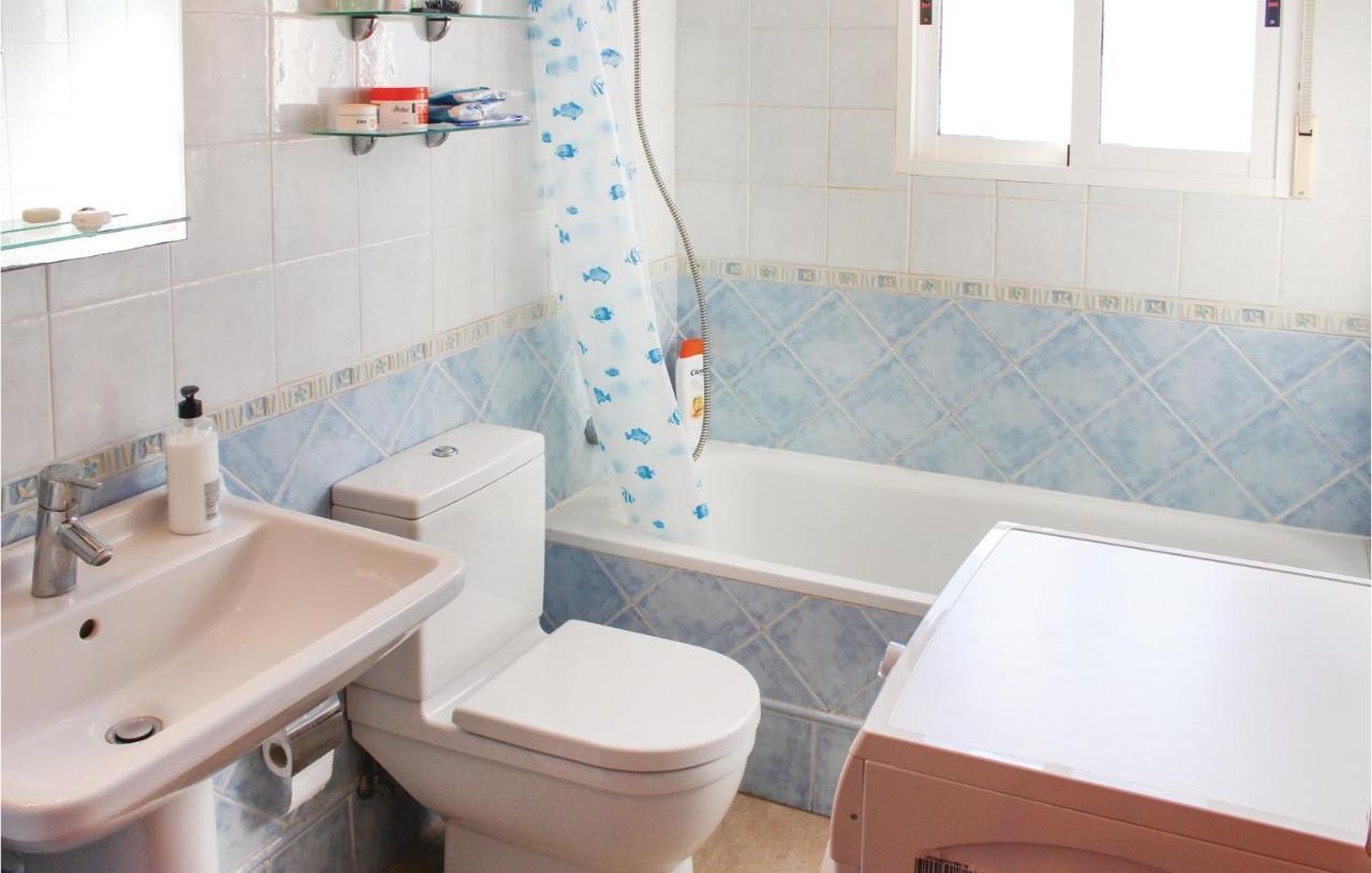 Cozy Apartment In Los Alcazares With Wifi Eksteriør bilde
